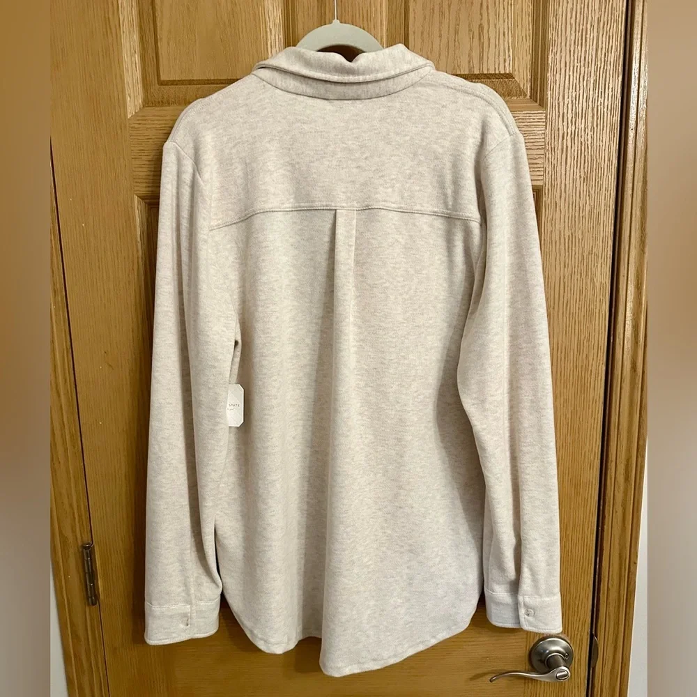 NWT Altar'd State Women’s Cream Collared Top - Size XL - Picture 2 of 7